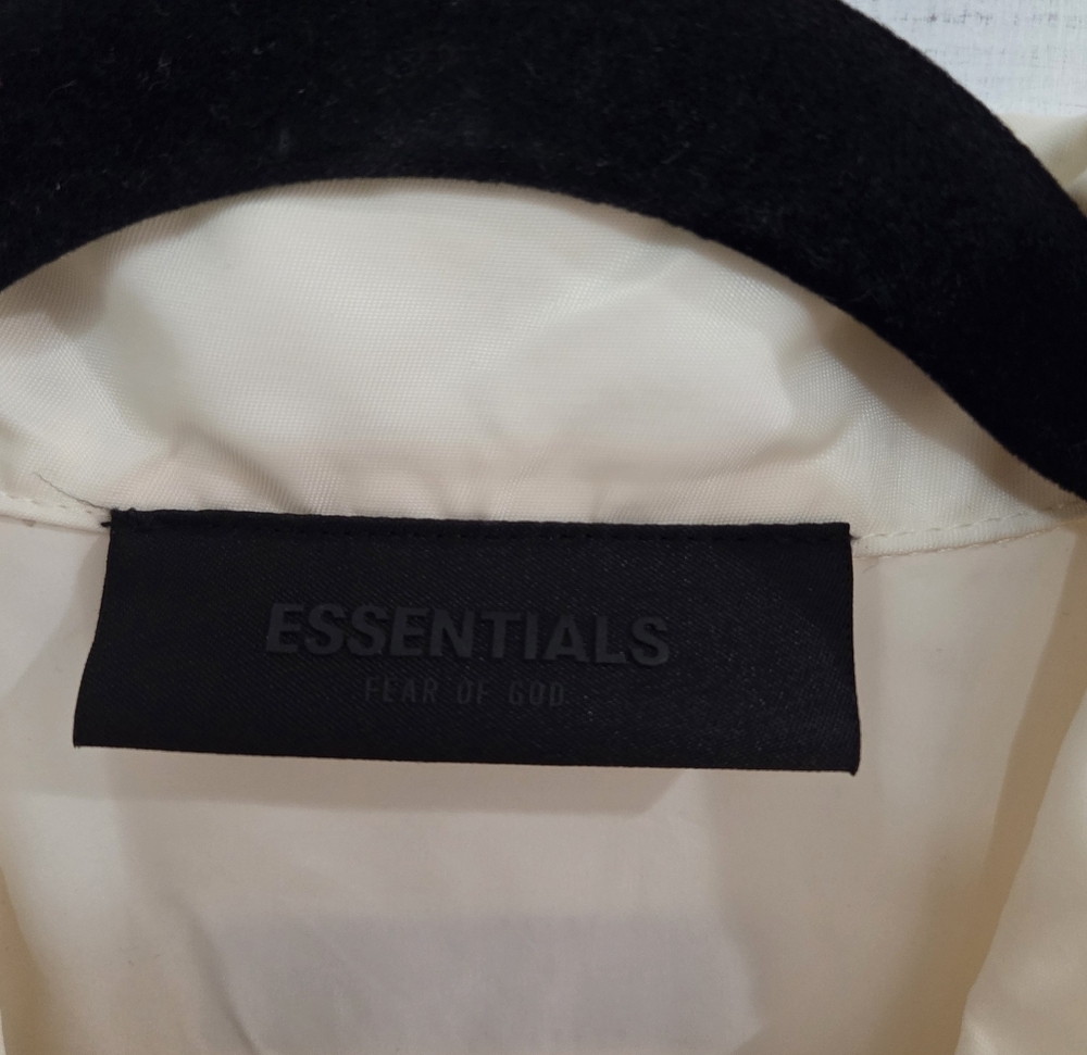 Fear of God Essentials Coaches Jacket 'Cloud Dancer' - Picture 7 of 8